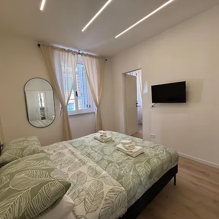 Anita's Apartment *