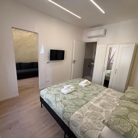 Anita's Apartment *